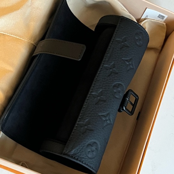 Louis Vuitton Etui 3 Montres Watch Case Taurillon Leather - Picture 13 of 15